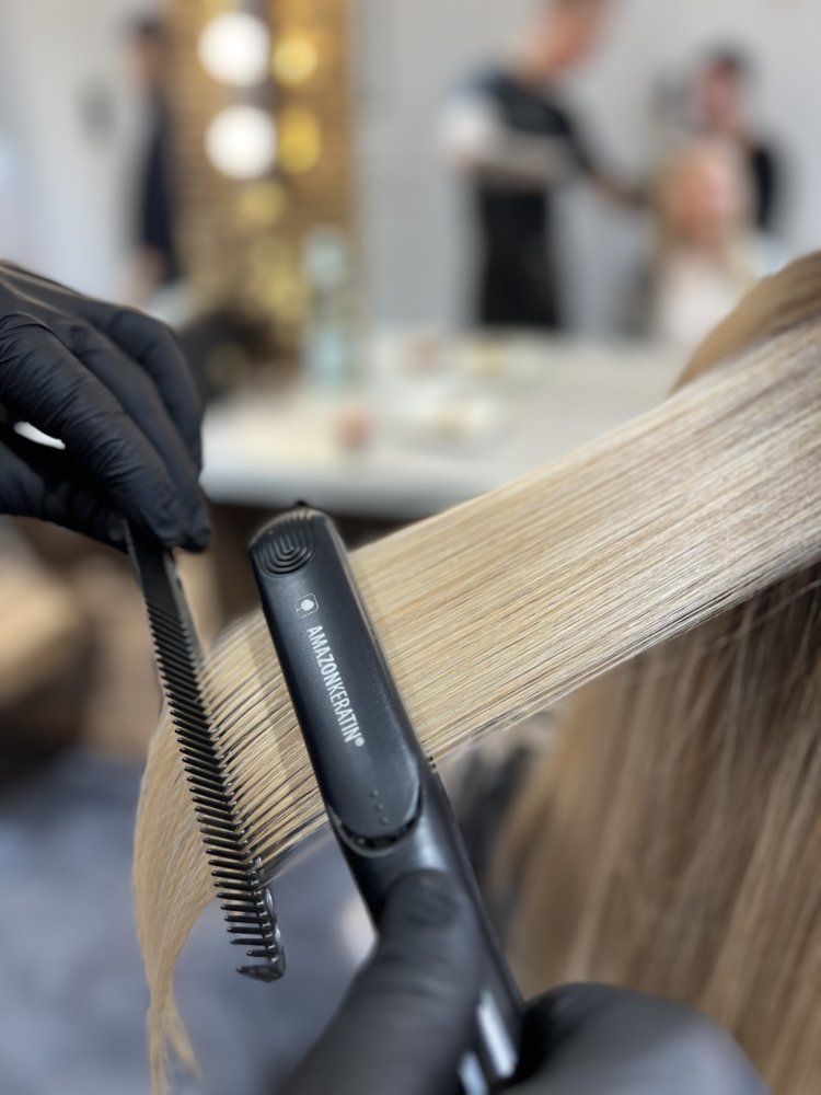 Zabiegi odżywcze dla włosów - luksusowa pielęgnacja w salonie fryzjerskim - Royal Hair Blog